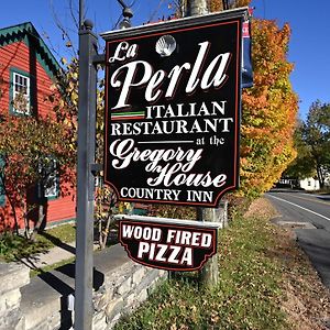 La Perla Restaurant & Country Inn